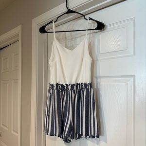 Striped romper. Extra Small